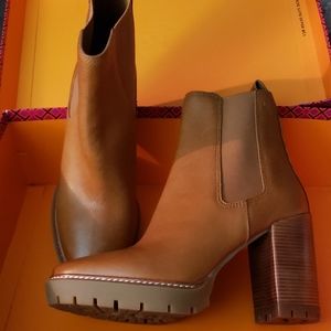 Authentic Tory Burch Boots